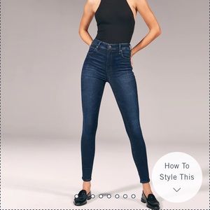 Abercrombie Super Skinny Jeans Dark Wash 27/4L